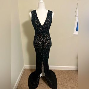 Floor length fitted Alice and Olivia lace dress